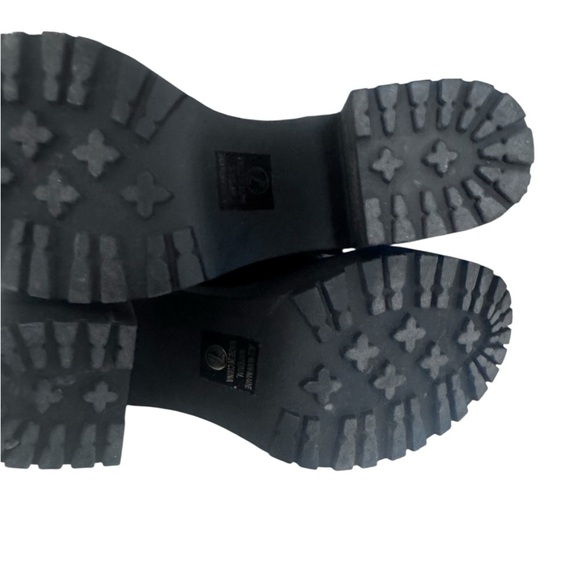 Soda Black Patent Lace-Up Heels - Picture 5 of 7